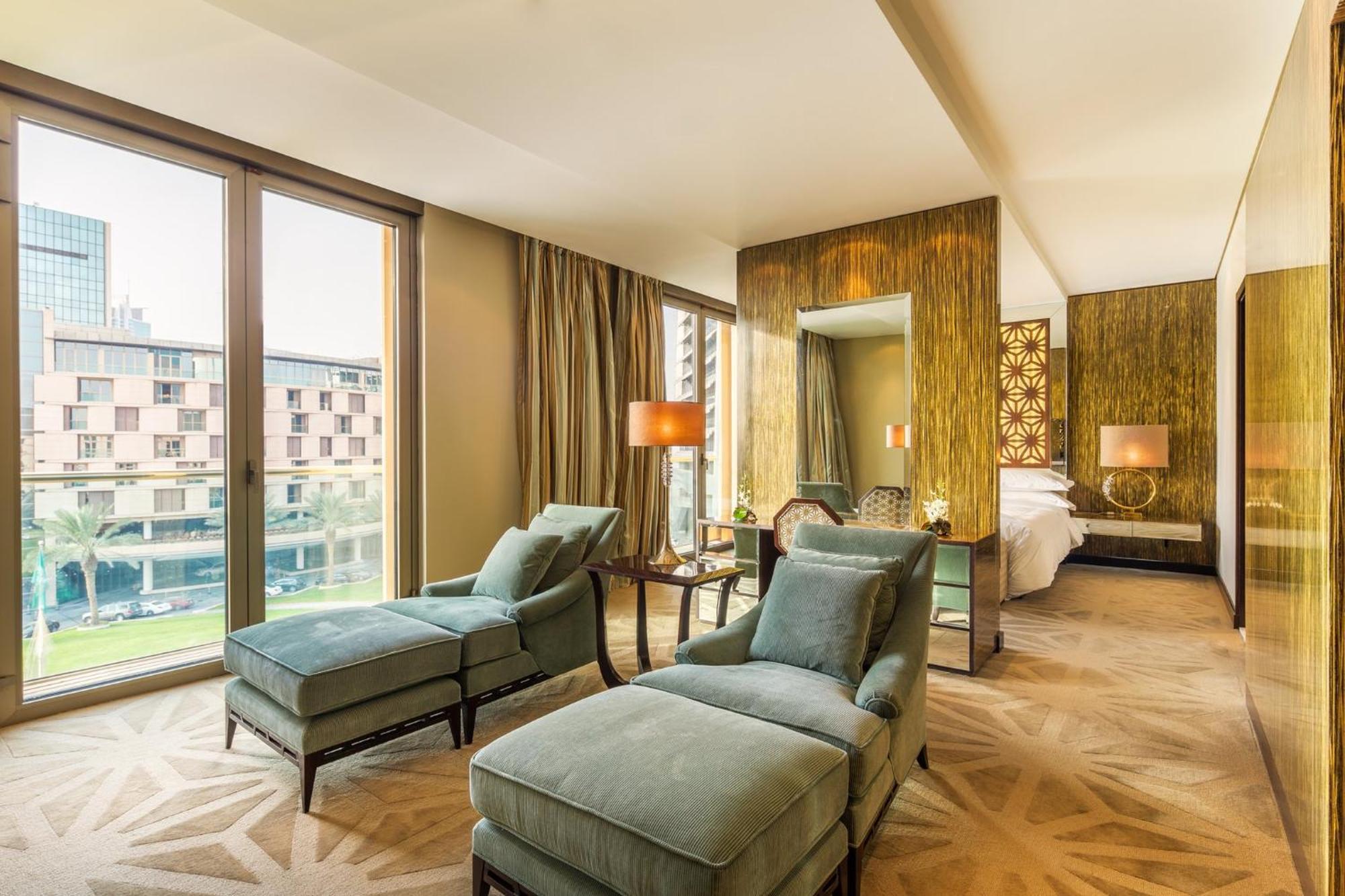 Mandarin Oriental Al Faisaliah, Ριάντ Εξωτερικό φωτογραφία A suite at the hotel
