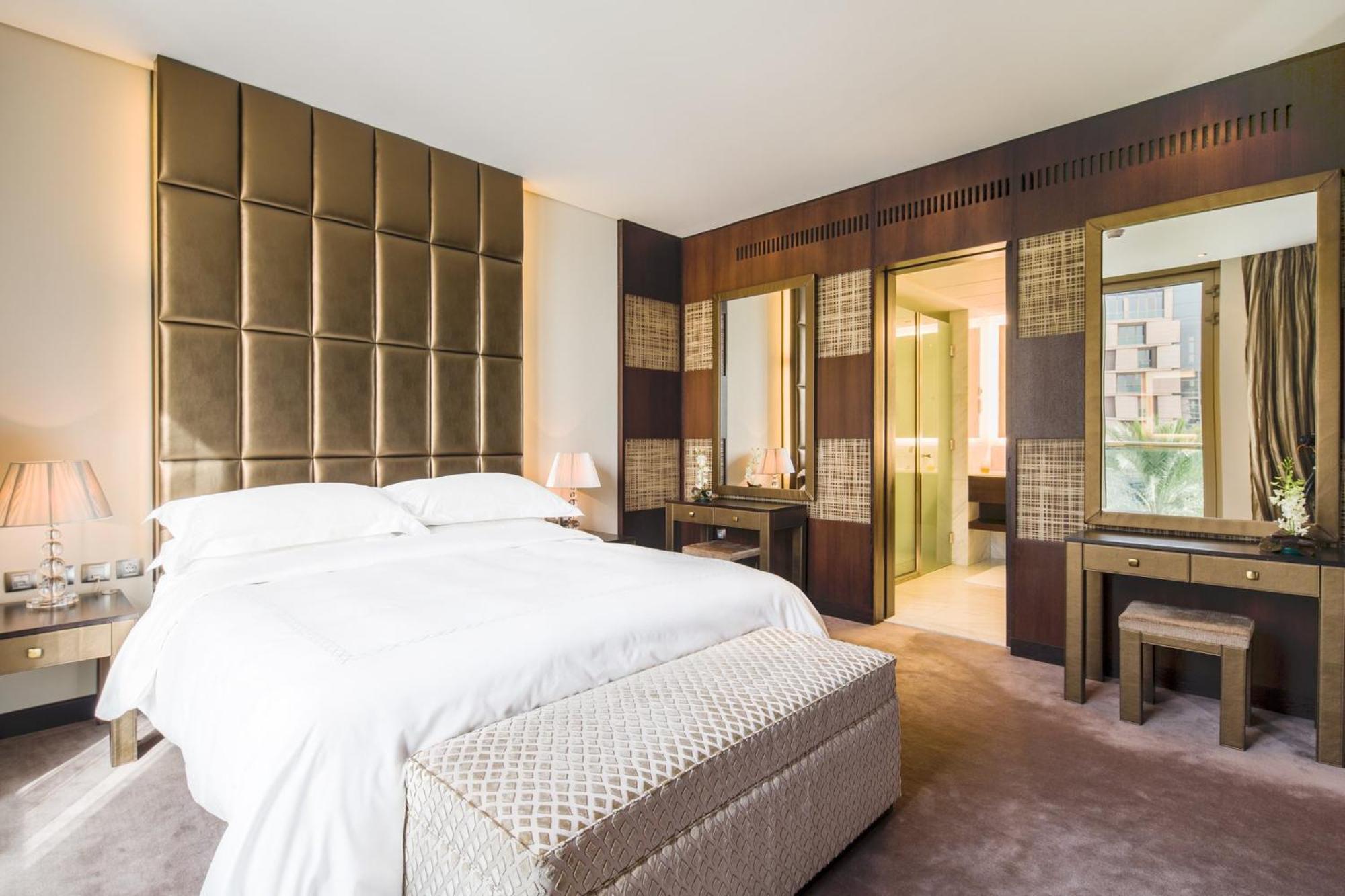 Mandarin Oriental Al Faisaliah, Ριάντ Εξωτερικό φωτογραφία A bedroom at The Dorchester